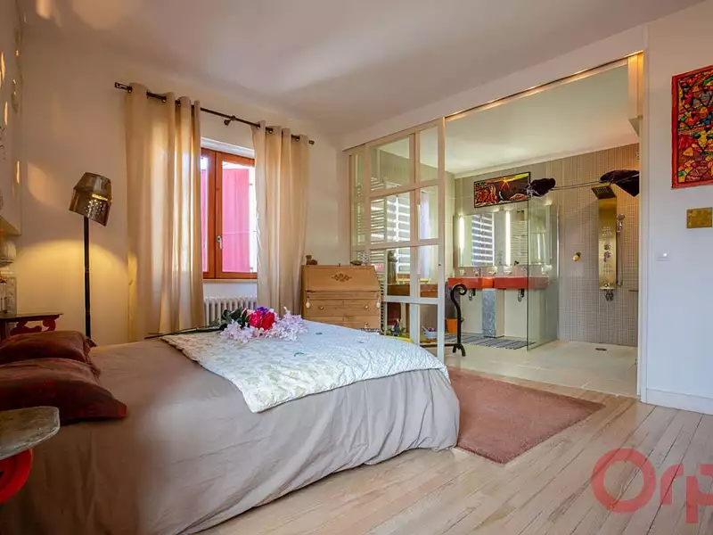Maison, 243 m²