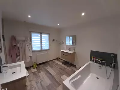 Maison, 218 m²