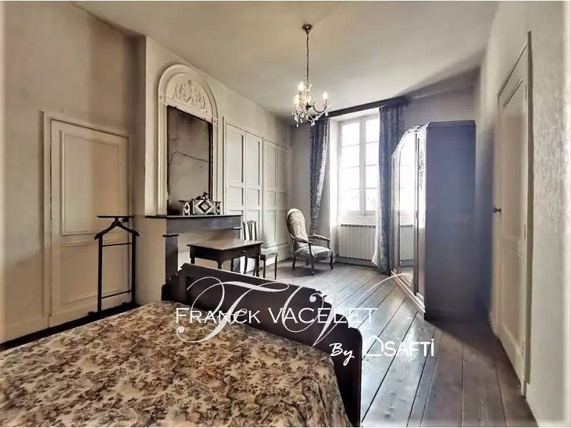 Maison, 165 m²