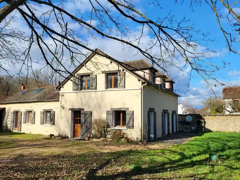 Maison, 173 m²