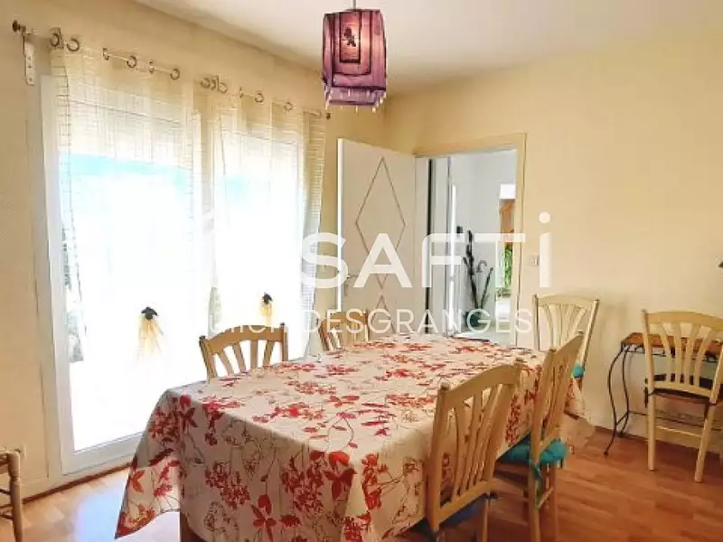 Maison, 355 m²