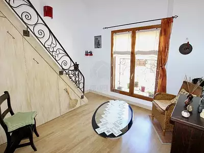 Maison, 182 m²