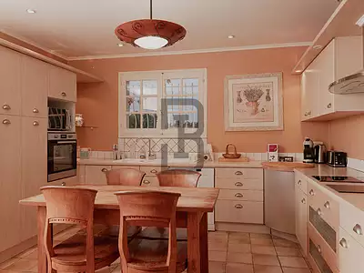 Maison, 200 m²