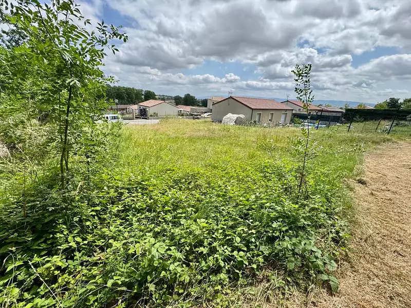 Terrain, 630 m²