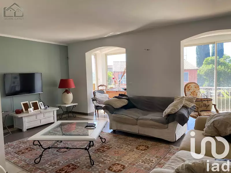 Maison, 305 m²