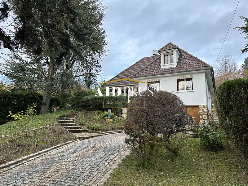 Maison, 148 m²