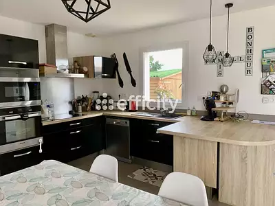 Maison, 101 m²