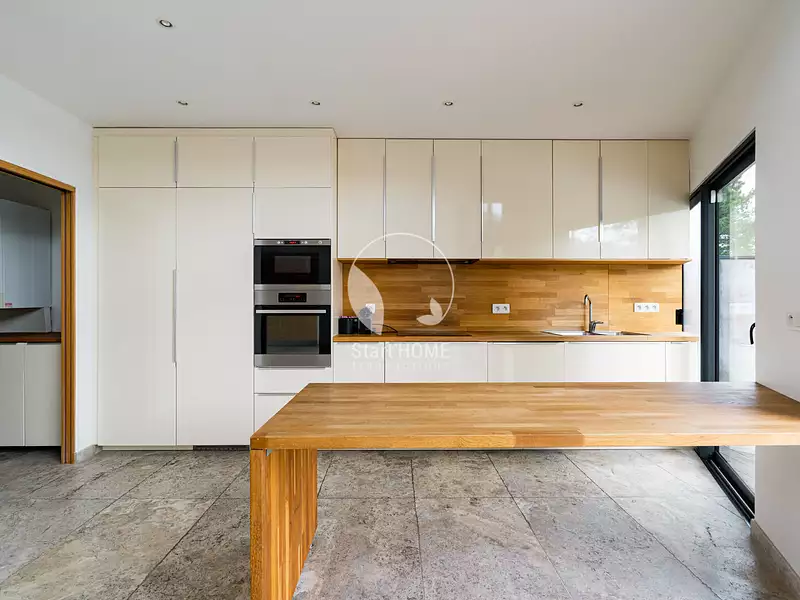 Maison, 137 m²