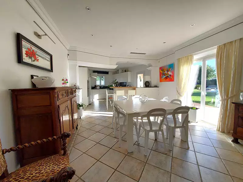 Maison, 190 m²