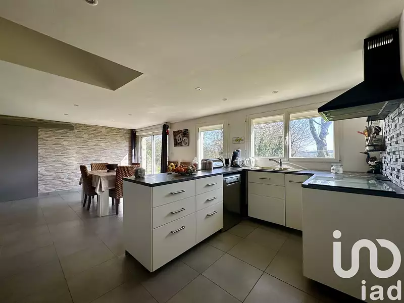 Maison, 143 m²
