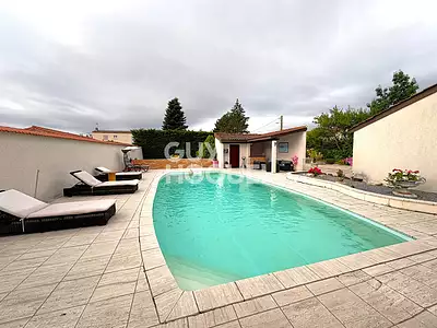 Maison, 178 m²