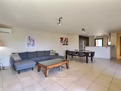 Maison, 140 m²
