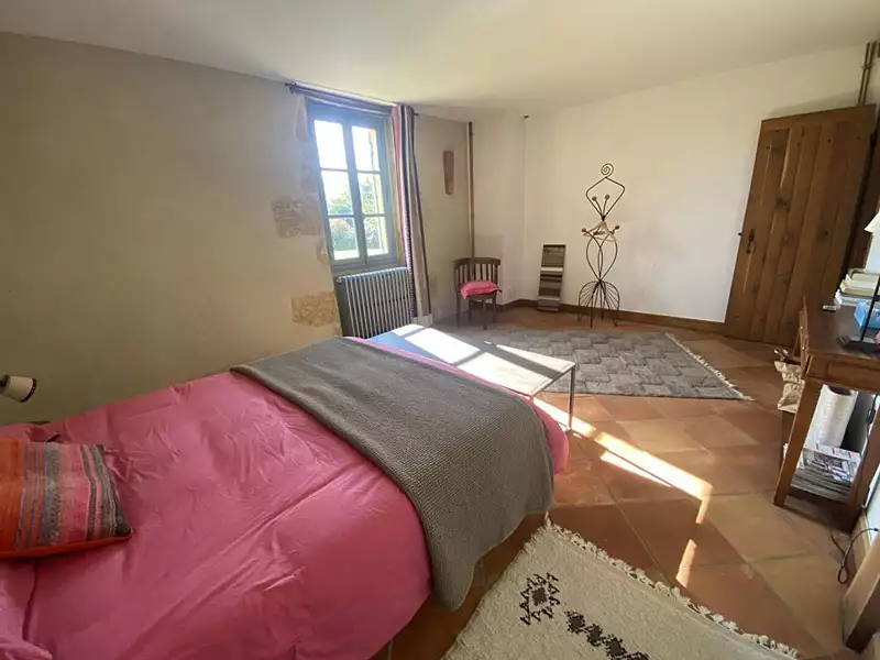 Maison, 235 m²