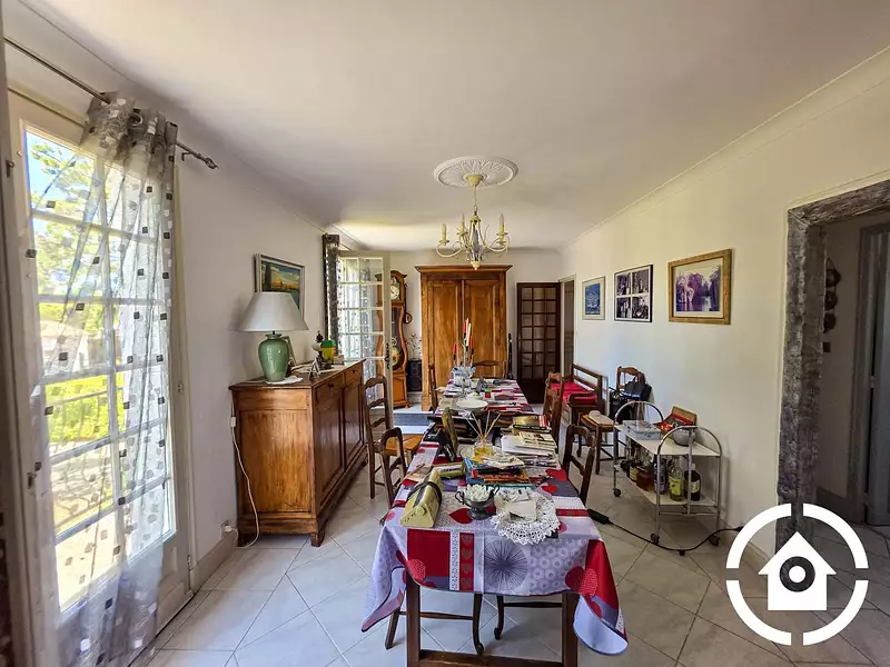 Maison, 151 m²
