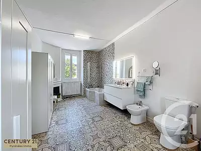 Maison, 424,6 m²