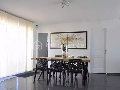 Maison, 145 m²