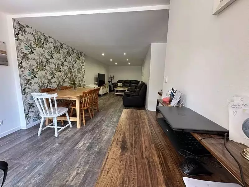 Maison, 185 m²