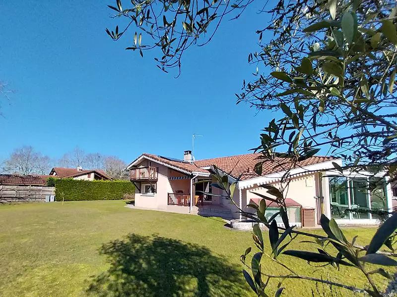 Maison, 144,3 m²