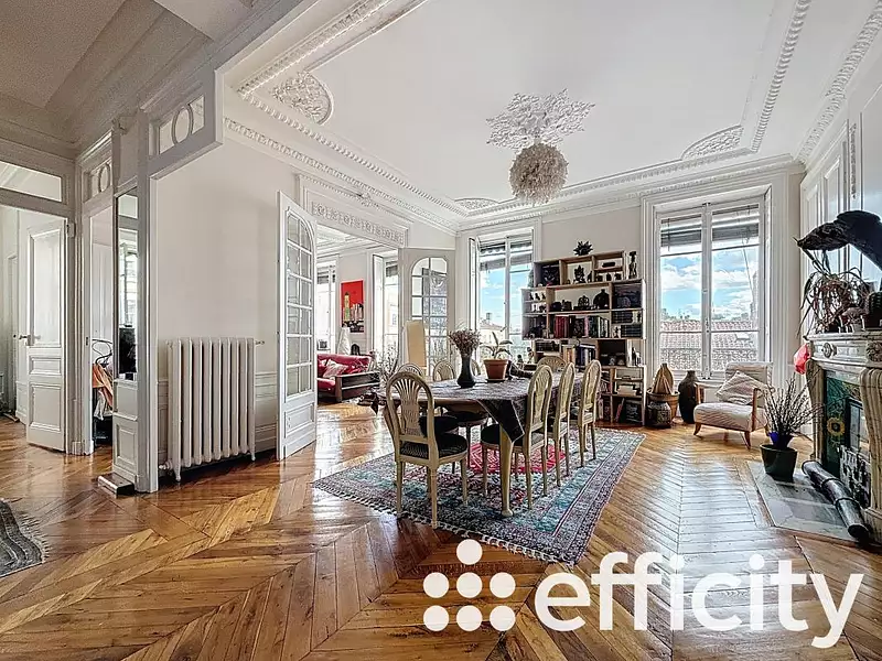 Appartement, 179 m²