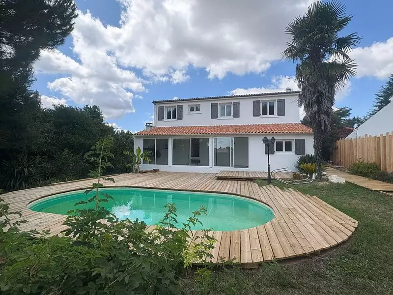Maison, 200 m²