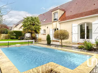 Maison, 300 m²