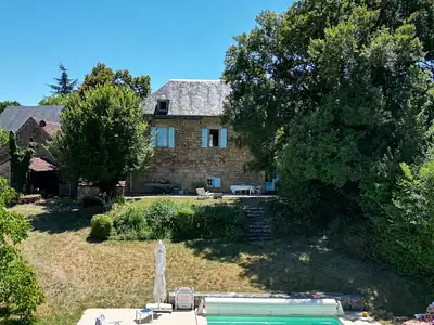 Maison, 275 m²