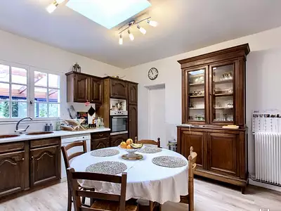 Maison, 225 m²