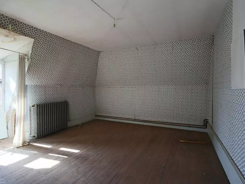 Maison, 1 500 m²