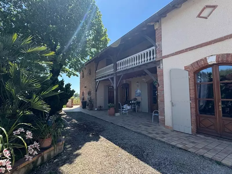 Maison, 277 m²