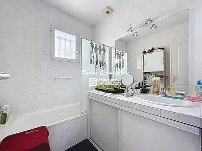 Maison, 77 m²