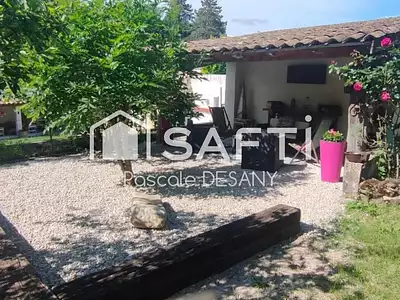 Maison, 206 m²