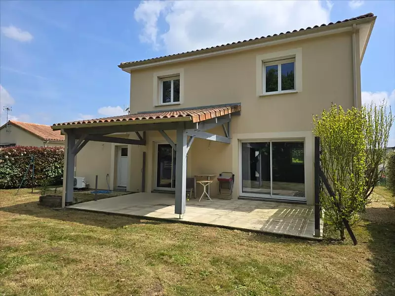 Maison, 128 m²