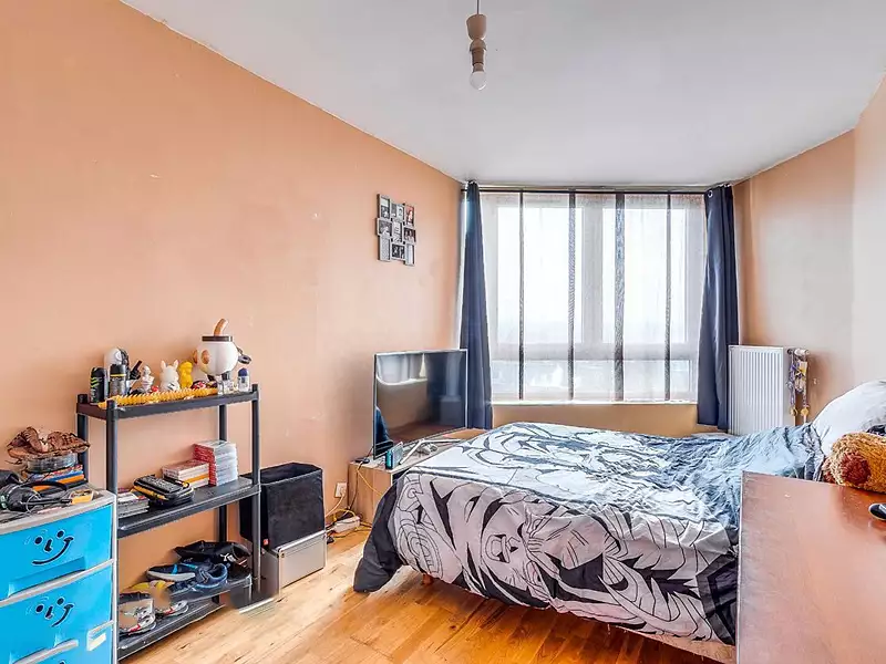 Immeuble, 80 m²