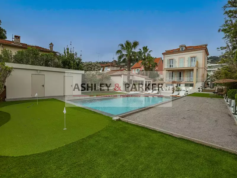 Maison, 400 m²