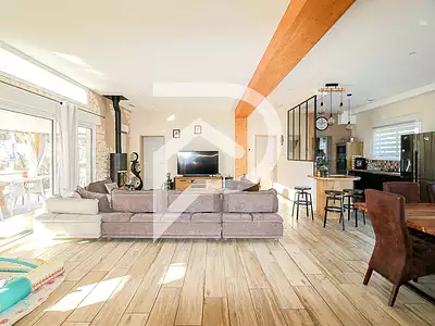 Maison, 203 m²