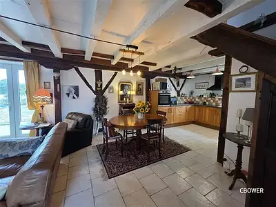 Maison, 196 m²