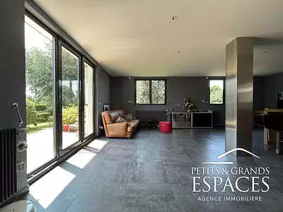 Maison, 167 m²
