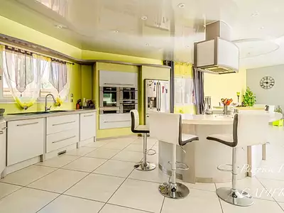Maison, 237 m²