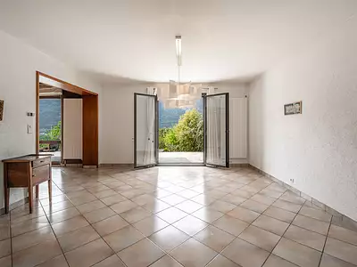 Maison, 225 m²