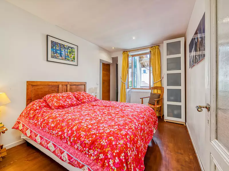 Maison, 280 m²