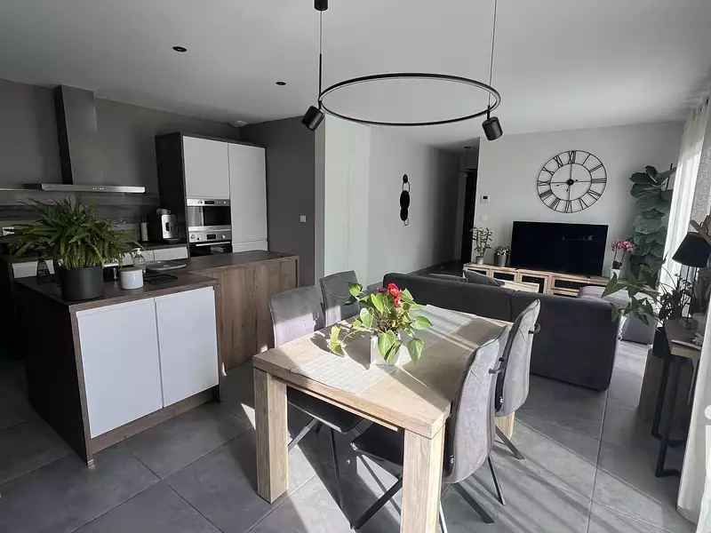 Maison, 102 m²