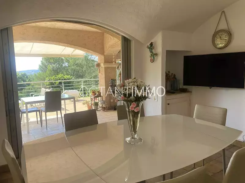 Maison, 330 m²