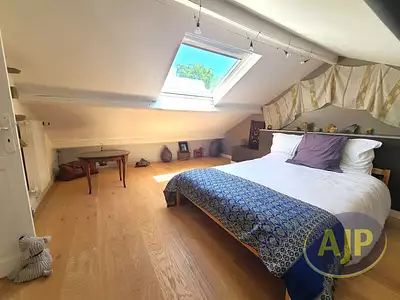 Maison, 220 m²
