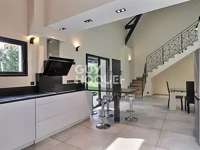 Maison, 154 m²