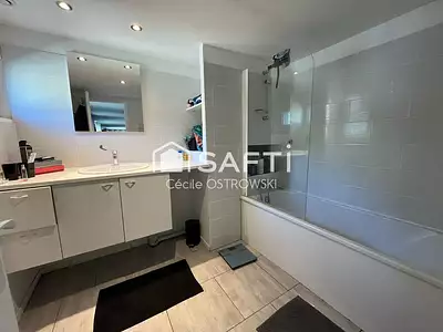 Maison, 168 m²