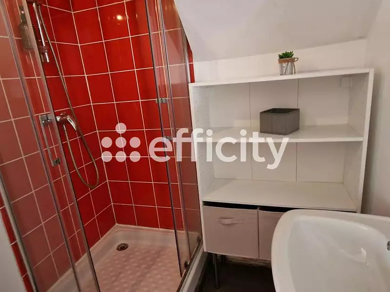 Immeuble, 90 m²