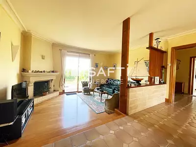 Maison, 131 m²
