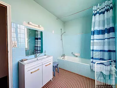 Maison, 325 m²