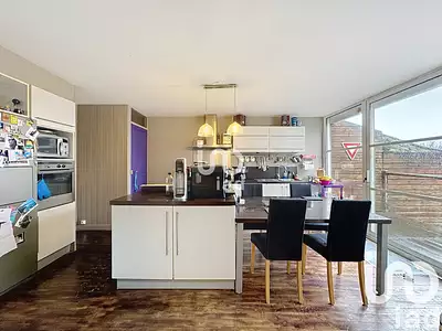 Maison, 186 m²