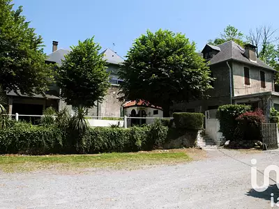 Maison, 900 m²